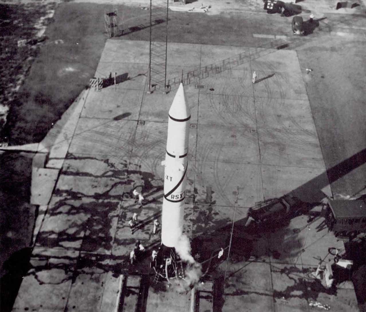 A photo of the rocket Redstone 4 at the launch pad