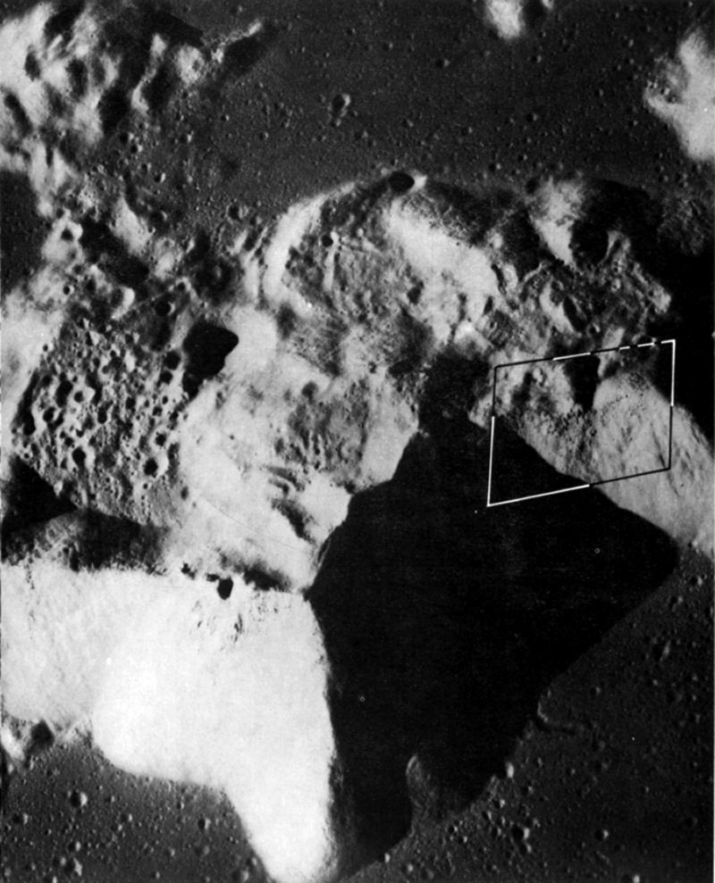 FIGURE 173. - Moderate enlargement of part of a panoramic camera frame provides greater detail of the central peak complex of Tsiolkovsky.