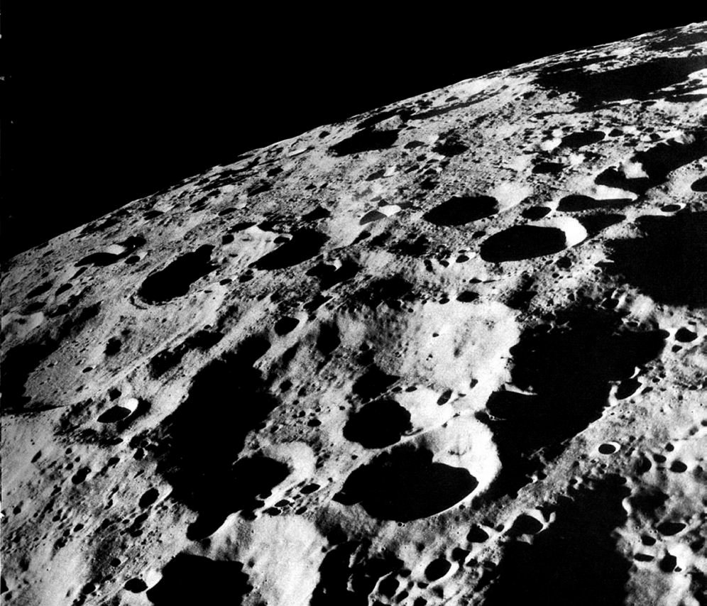 FIGURE 33. - This oblique view of a small area northeast of Tsiolkovsky on the Moon's far side is occupied entirely by terrae.