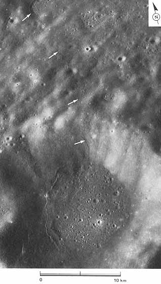 FIGURE 85. - In this unnamed crater on the far side we see ridges closely resembling those already described. Inasmuch as no mare materials are present here, the term <<mare ridge>> is not appropriate.